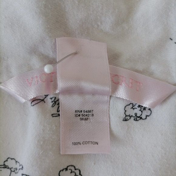 Victoria's Secret Women's White Button Front Pajama Top Size L - Picture 6 of 6